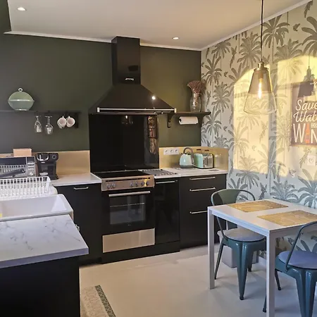 Maison Finchette Pour 2 - 5 Min Saint-emilion - Terrasse Privee - Parking - Arrivee Autonome 펜션 *