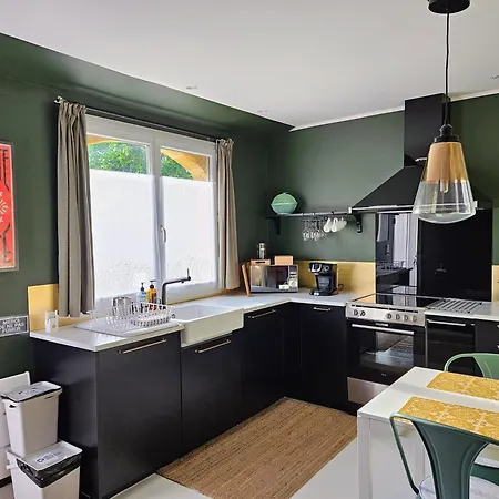 5km Saint-émilion, Confortable Indépendant, Terrasse - 2 Personnes *