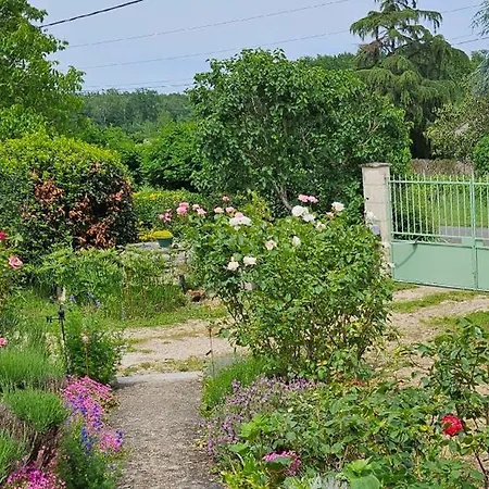 5km Saint-émilion, Confortable Indépendant, Terrasse - 2 Personnes *