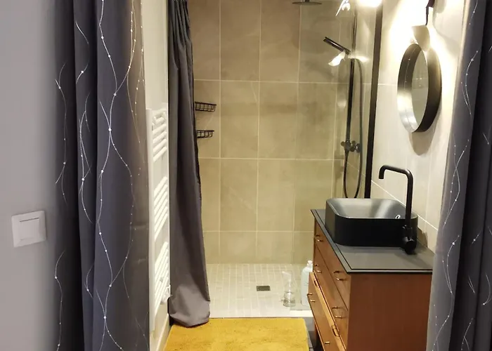 5km Saint-emilion, Confortable Independant, Terrasse - 2 Personnes Дом отдыха